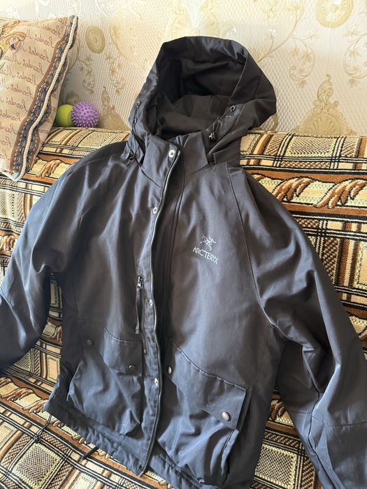 Продам куртку мужскую