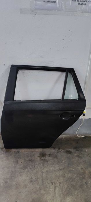 Usa spate dreapta volkswagen vw golf 5 break cod culoare LC9X