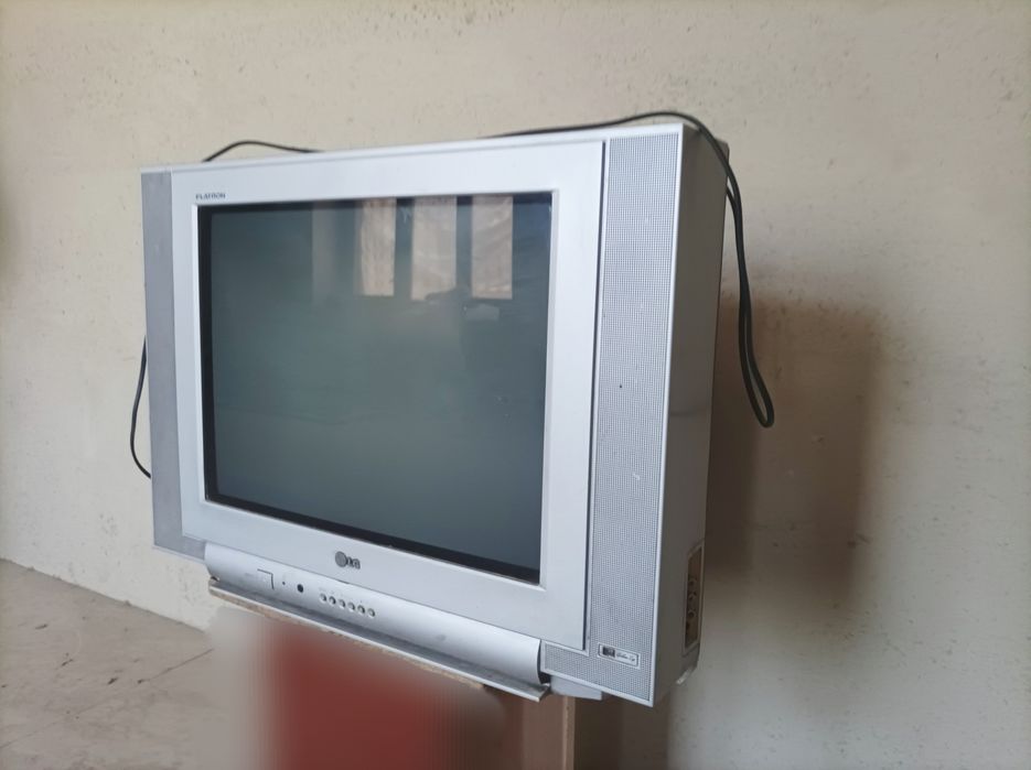LG Flatron 29 dyuymli CRT televizori