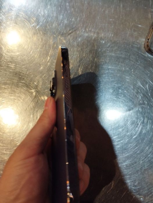 Ipxone. 14 pro max purple 256