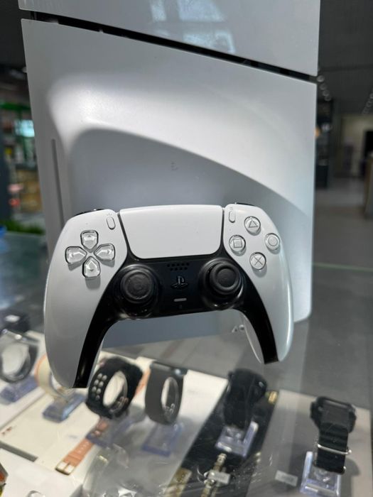 Продаю Ps 5 slim