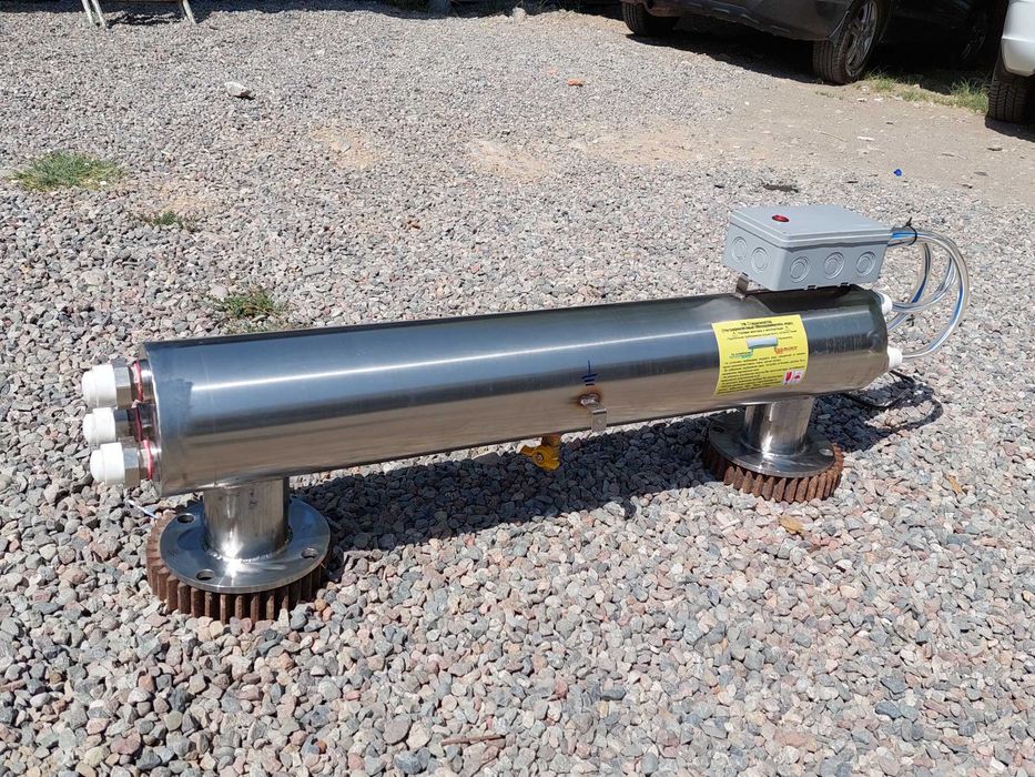 Бактерицидная ультрафиолетовая лампа (обеззараживатель)