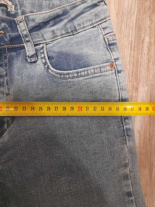 Детски дънки за момиче