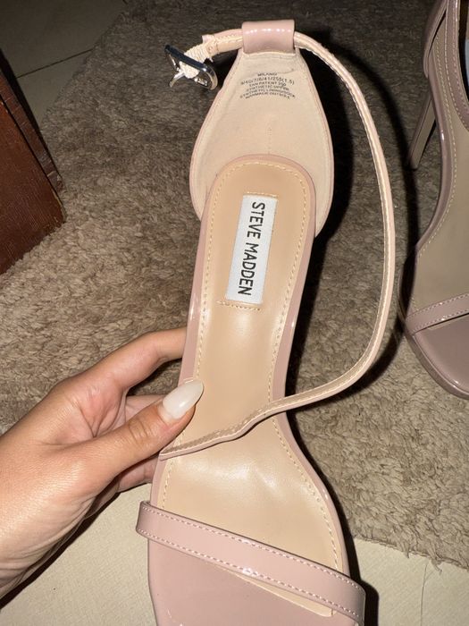 Продавам сандали на ток Steve Madden
