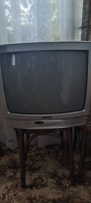 Стари работещи телевизори