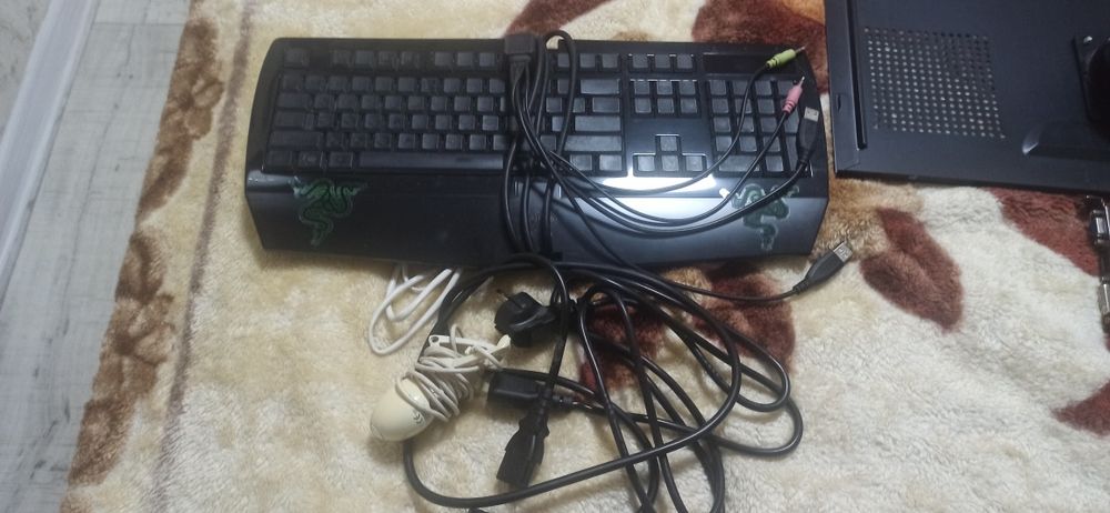 Игровая клавиатура Razer Lycosa