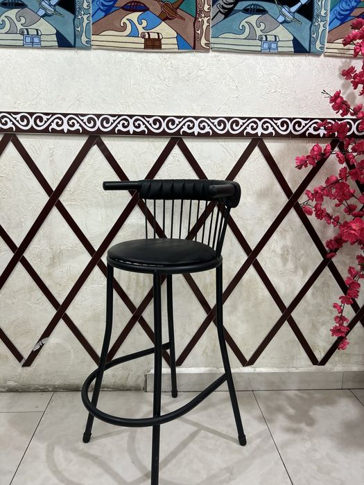 Барный стул 15 000 б/у