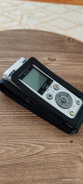 Olympus Reportofon cu activare vocala