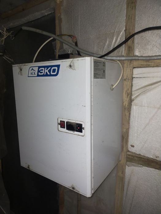 Холодильник продается