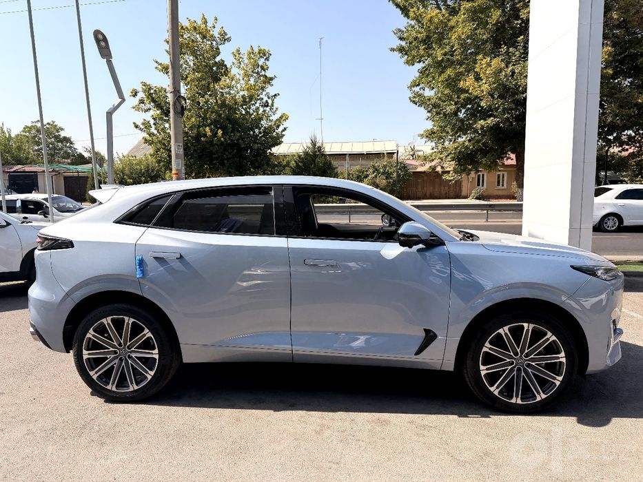 Changan UNI-K yangi