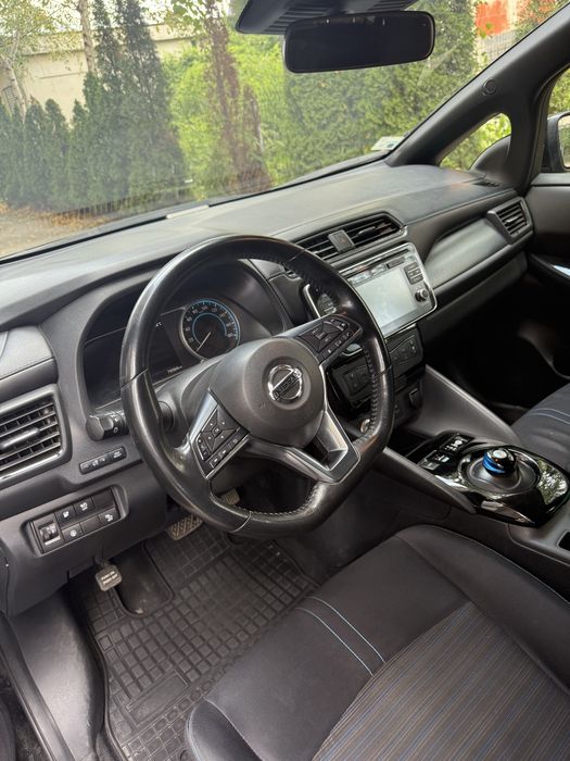 Nissan leaf - електрически