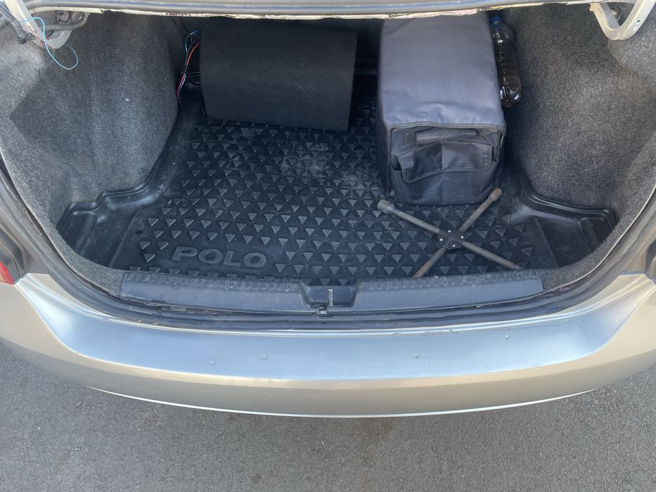 Продам машину поло