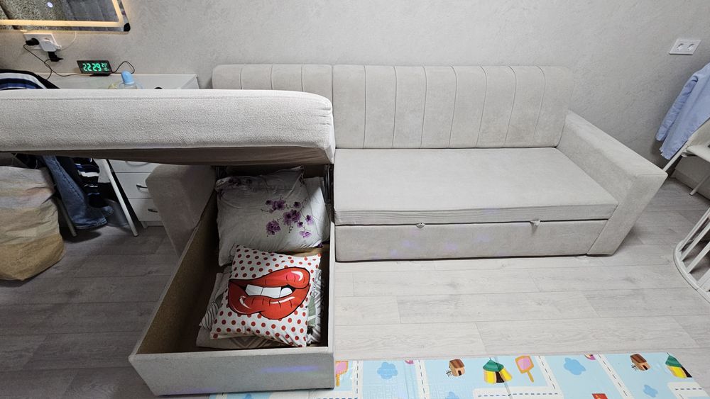 Продам диван в идеальном состоянии