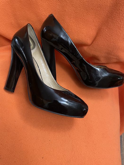 Туфли женские