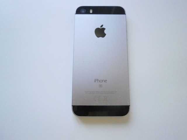 iPhone SE 32GB Space Gray