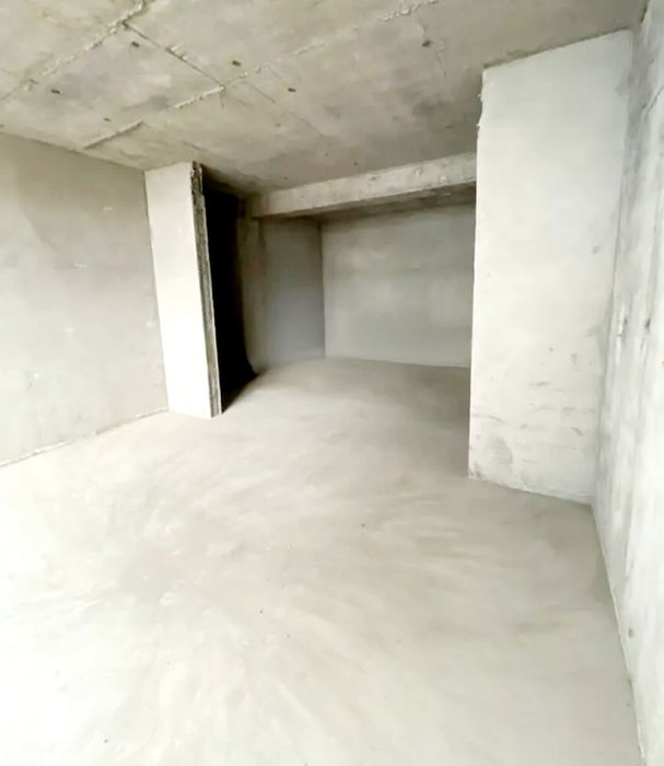 продам 2-х ком. 110кв. 6мкр. 3-этаж