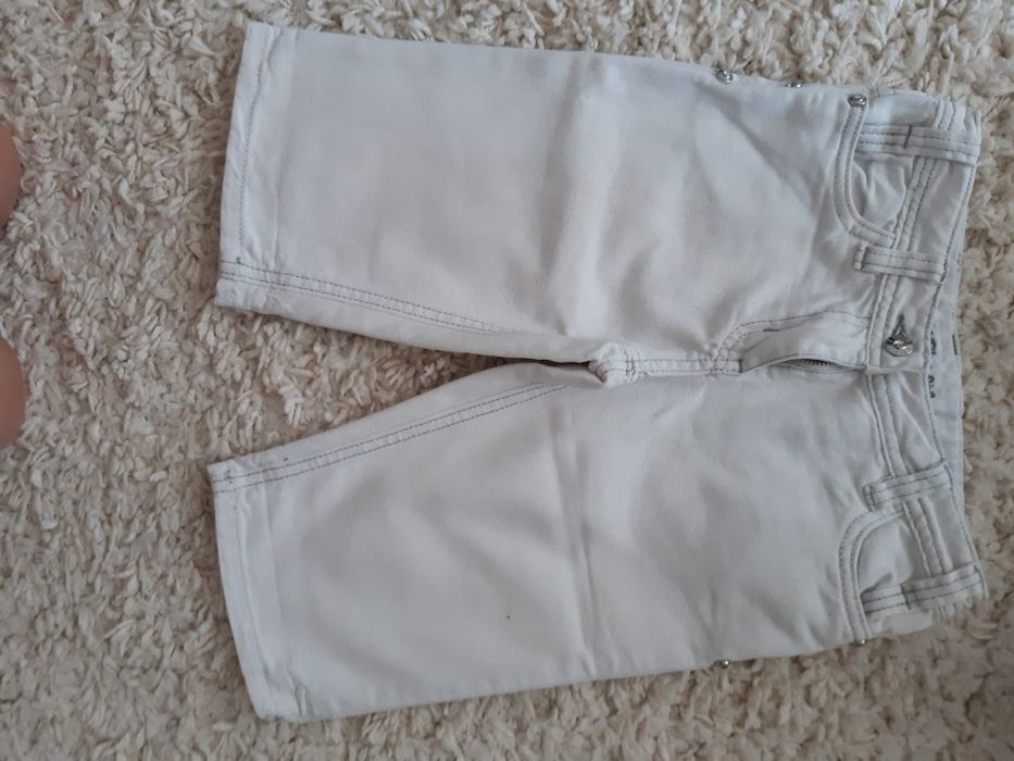 Pantaloni scurți de fete