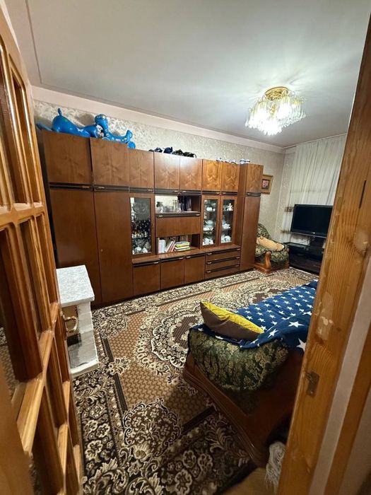 Продажа квартиры Феруза 3/2/5 70м2 2-6 балкон Панель 205 школа