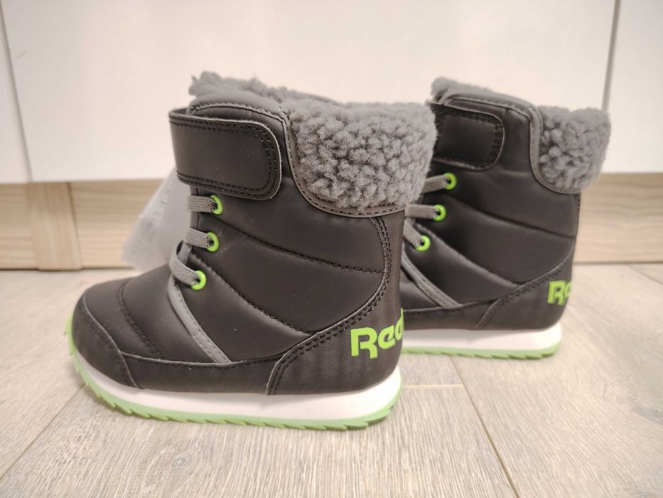 Нови зимни детски ботуши Reebok SNOW