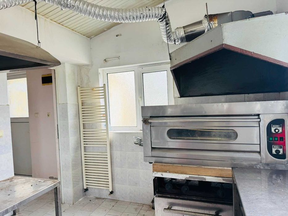 Продава се Хотел в Харманли - 544 кв.м за 589 €/кв.м - Снимка #2