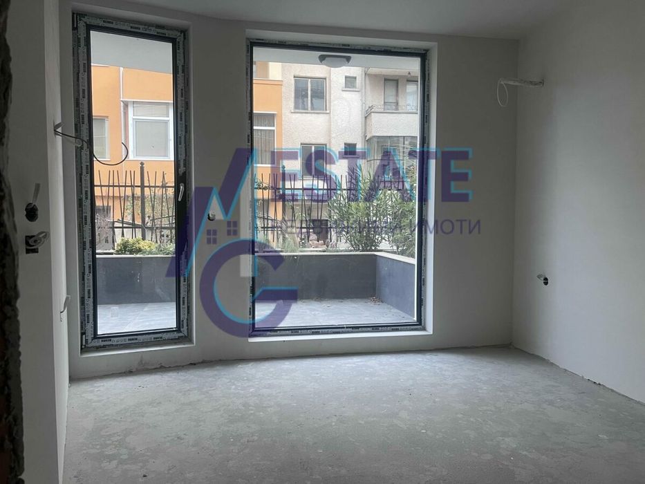 Продава се Тристаен апартамент в Бургас, Сарафово - 316 кв.м за 581 €/кв.м - Снимка #13