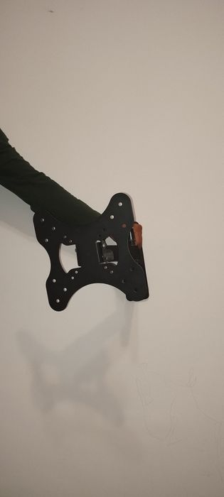 Кронштейн для плазменных телевизоров.