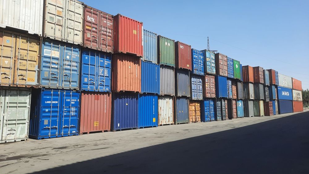 Морские и ж/д контейнера 20 40фут. в наличии. Kantener kontener