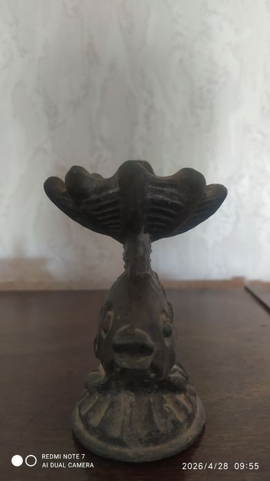 Пепельница бронзовая.