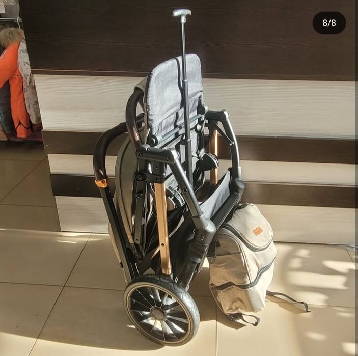 Детская удобная коляска