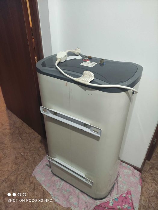 Продам водонагреватель на запчасти