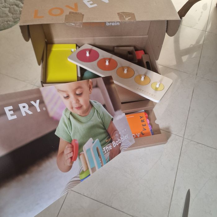 Lovevery The Babbler Play Kit