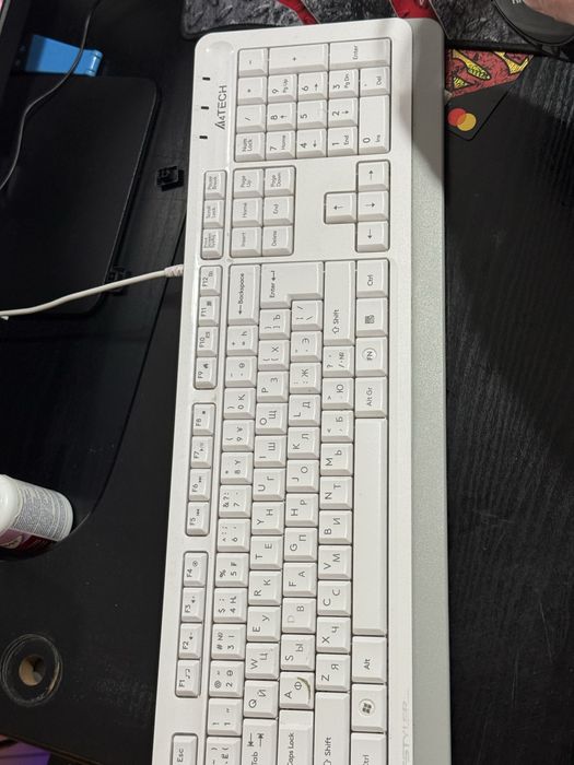 Всех с новым годом продаеться компютер