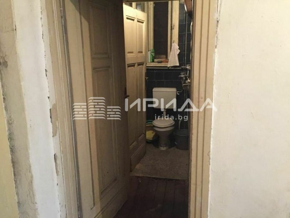 Тристаен в център до метро