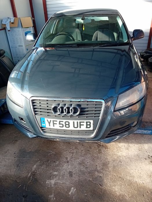 Ауди а3 8п фейс на части