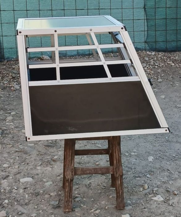 Vând cușcă căței