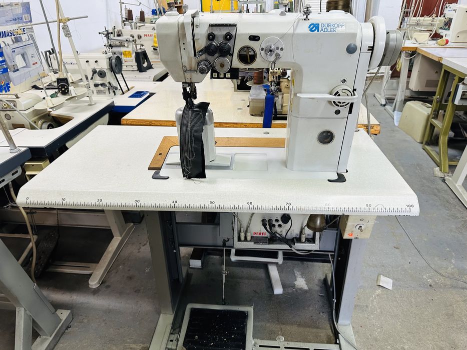 Masina de cusut piele DurKopp coloana 2 ace distanță 3.8 mm