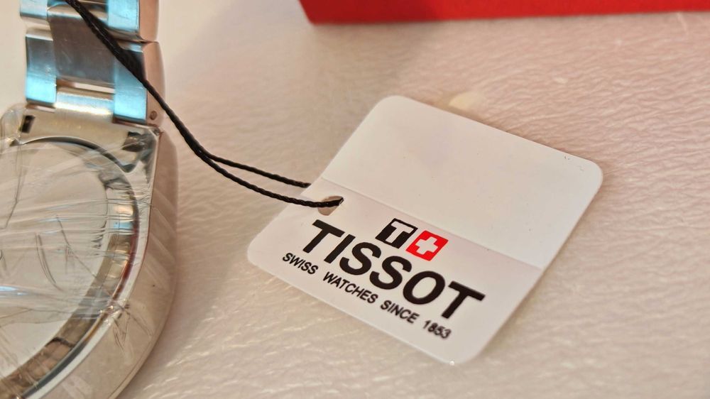 TISSOT CHRONO XL CLASSIC чисто нов часовник с кутия 100% оригинален