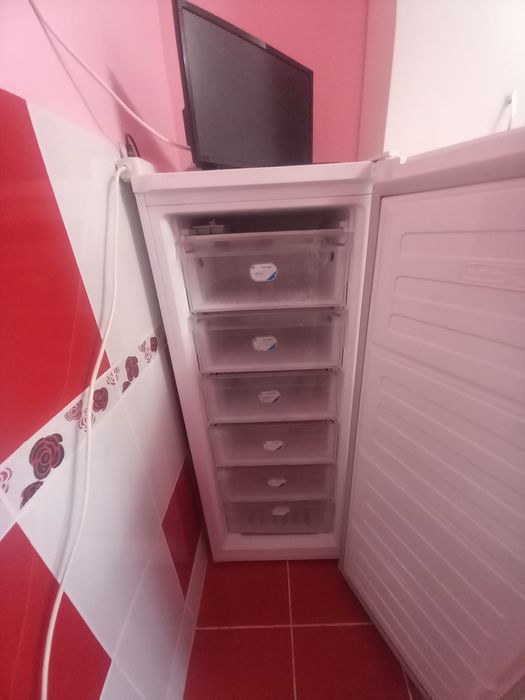 Vând ladă frigorifica