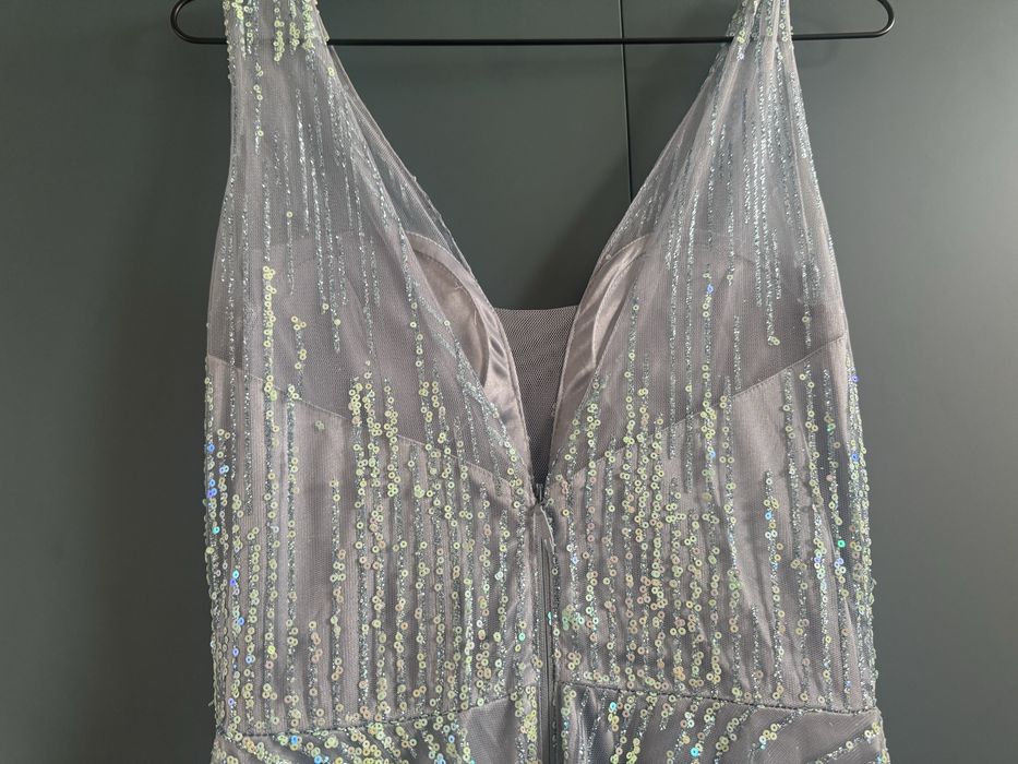 Дамска официална рокля с пайети