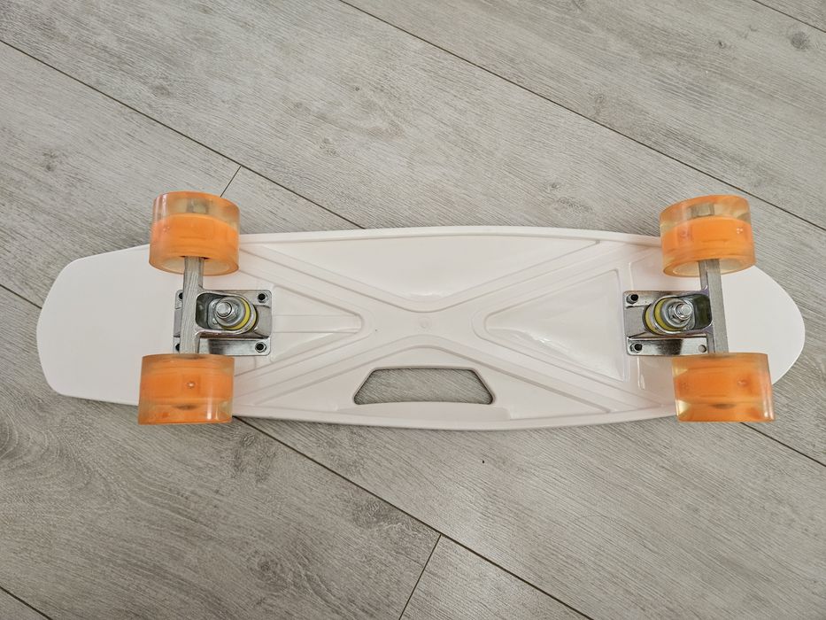 Продам Скейт Новый