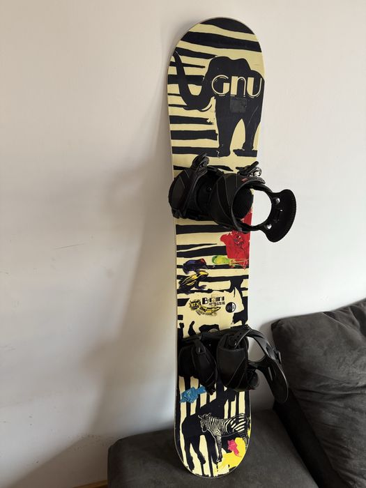 Сноуборд GNU B-mini + Автомати + Обувки