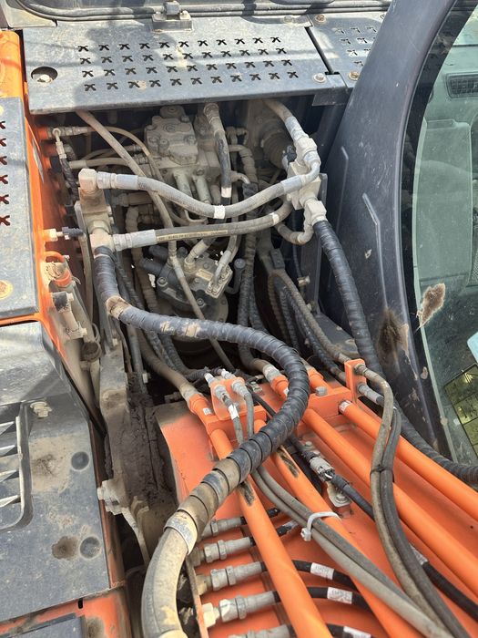 Excavator Doosan DX140LCR 15 tone