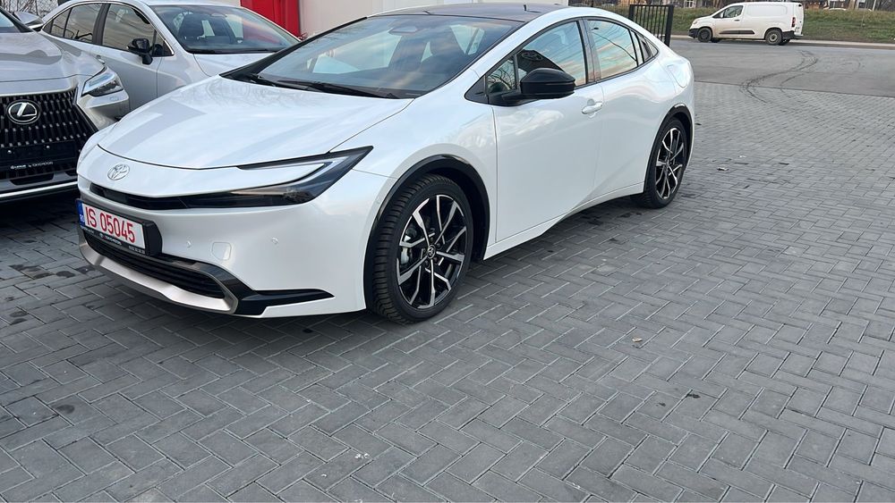TOYOTA Prius 2025 — imagine 3