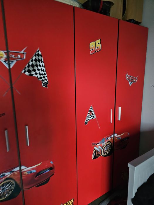 Dulap si comoda copiii Fulger Mcqueen