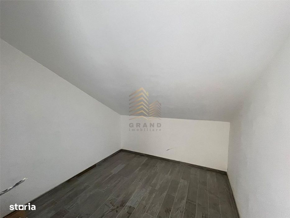 Apartament 4 Camere|Decomandat|Zona Decebal Strada Eroilor