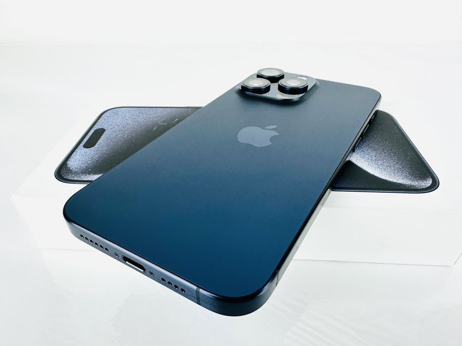 Apple iPhone 15 Pro Max 256GB Blue Titanium Отличен! Гаранция!