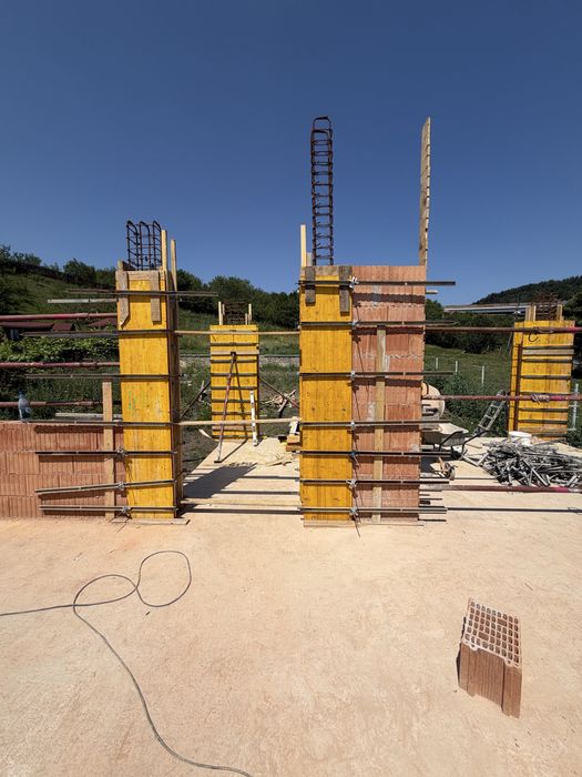 Inchiriez doka . Panouri cofrat de inchiriat , sistem complet de cofrare