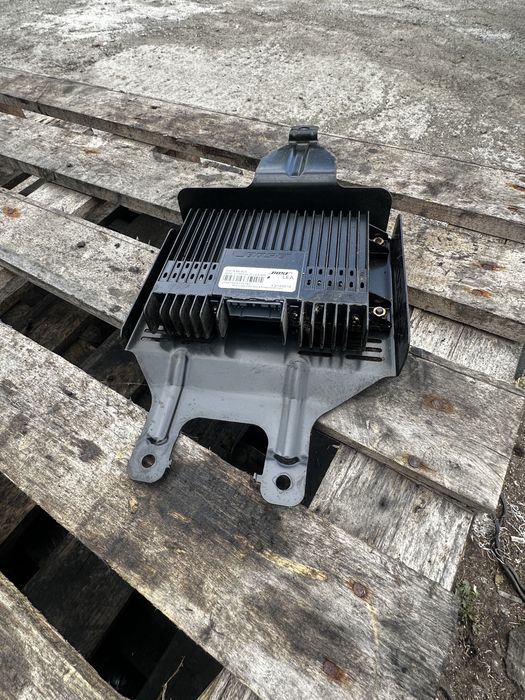 Усилвател Bose Audi/Mazda