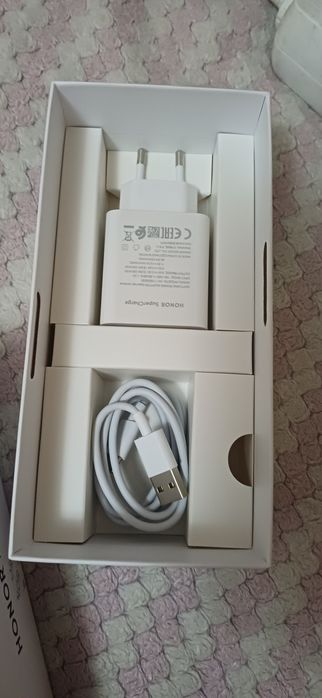 Продам HONOR X7d новый