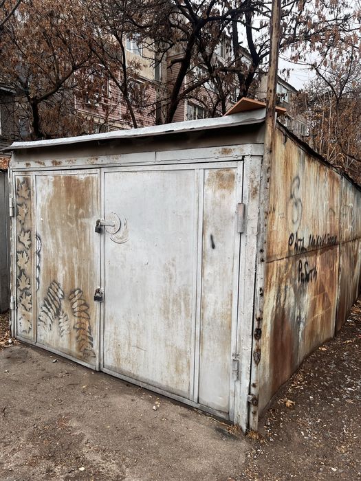Продам Гараж Железный